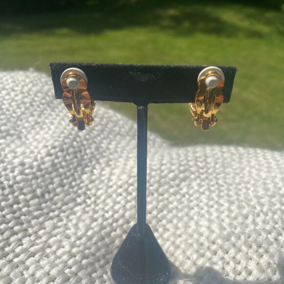 Joan Rivers VTG Gold Tone Clip On Rhinestone Ear Hug Hoop Earrings glam mobwife - Picture 4 of 9